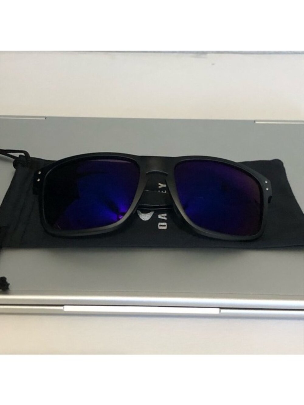 Holbrook Oakley Blue Reflective Lenses 9102 - Picture 2 of 6